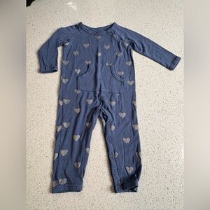 Kyte Baby Zippered Romper | Steel Heart Retired Print | 6-12M | Valentine, Blue